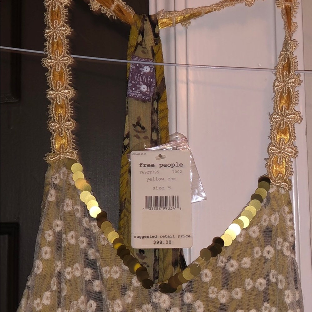 Top - Picture 2 of 3